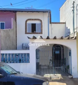 Casa com 2 Quartos à venda, 80m² no Vila Santana, Itapetininga