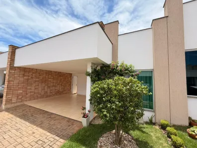 Casa de Condomínio com 3 Quartos à venda, 108m² no Chácaras Mussahiro, Londrina