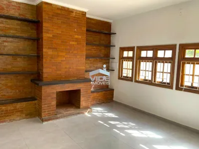 Casa com 3 Quartos para alugar, 330m² no Cambuí, Campinas