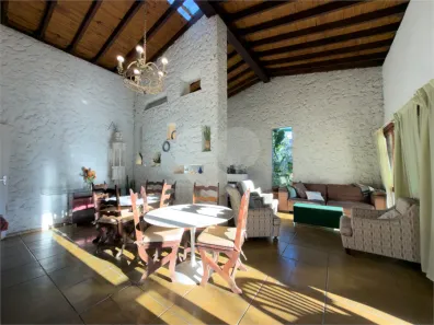 Casa de Condomínio com 4 Quartos à venda, 261m² no Chácara Vale do Rio Cotia, Carapicuíba