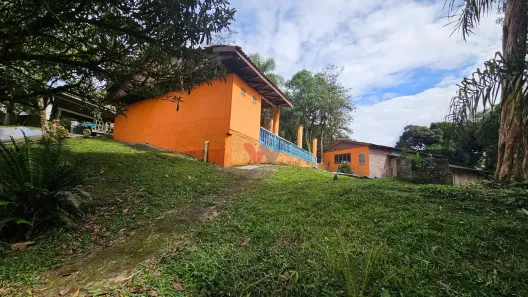 Fazenda/Sítio com 4 Quartos à venda, 600m² no Borda do Campo, São José dos Pinhais