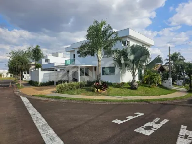 Casa de Condomínio com 3 Quartos à venda, 227m² no Jardim Jockey Clube, São Carlos