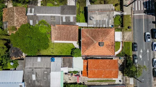 Lote/Terreno à venda, 10m² no Capão Raso, Curitiba