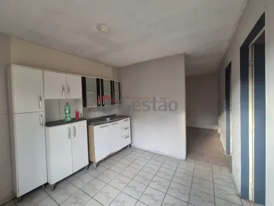 Casa de Condomínio com 2 Quartos para alugar, 80m² no Niterói, Canoas