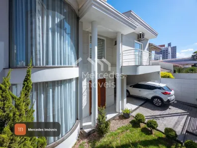 Casa com 3 Quartos à venda, 180m² no São Judas, Itajaí