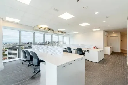 Sala Comercial à venda, 137m² no Petrópolis, Porto Alegre