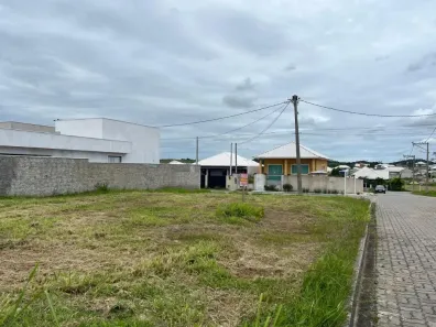 Lote/Terreno à venda, 415m² no Fazendinha, Araruama