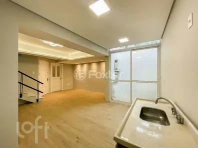 Casa de Condomínio com 2 Quartos à venda, 135m² no Vila Conceição, Porto Alegre