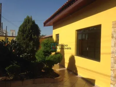 Casa com 3 Quartos à venda, 200m² no Cidade Jardim, Americana
