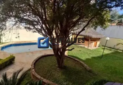 Casa com 5 Quartos para alugar, 540m² no Jardim Bela Vista, Santo André