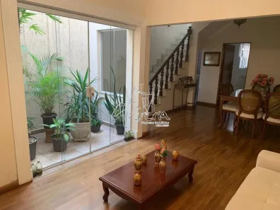 Sobrado com 4 Quartos à venda, 231m² no Santa Maria, São Caetano do Sul