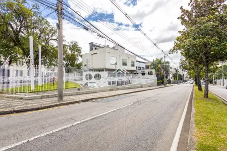Prédio Comercial à venda, 453m² no São Francisco, Curitiba