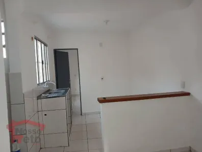Casa com 1 Quarto para alugar, 35m² no Vila Guedes, São Paulo