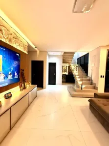 Casa de Condomínio com 4 Quartos à venda, 300m² no Jardim Imperial, Cuiabá