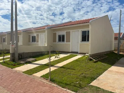 Casa com 2 Quartos à venda, 44m² no Parque Espírito Santo, Cachoeirinha