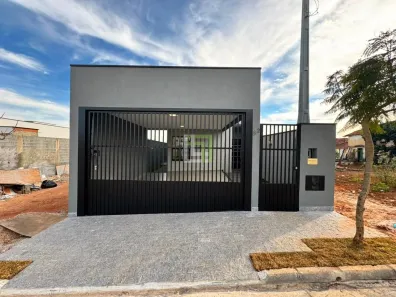 Casa com 3 Quartos à venda, 125m² no Parque Petrópollis, Várzea Paulista