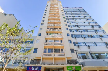 Apartamento com 2 Quartos à venda, 60m² no Centro, Curitiba