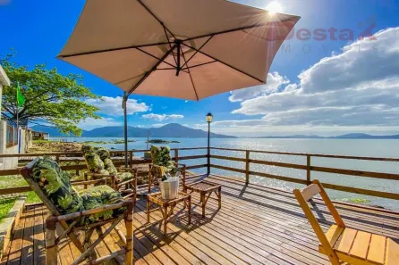 Casa com 5 Quartos à venda, 500m² no Volta Grande, Navegantes