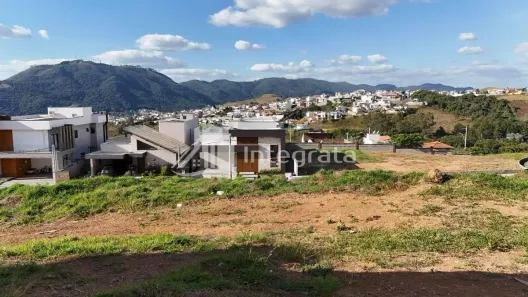 Lote/Terreno à venda, 450m² no Centreville, Poços de Caldas