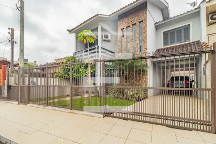 Casa com 3 Quartos à venda, 246m² no Passo das Pedras, Gravataí