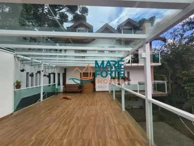 Casa com 4 Quartos à venda, 450m² no Alto do Capivari, Campos do Jordão