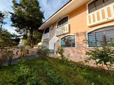 Casa com 5 Quartos à venda, 341m² no Seminário, Curitiba