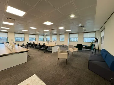 Sala Comercial para alugar, 597m² no Chácara Santo Antônio (Zona Sul), São Paulo