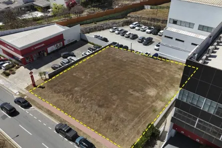 Lote/Terreno para alugar, 948m² no Residencial Alphaville Flamboyant, Goiânia