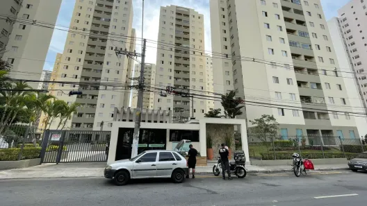 Apartamento com 3 Quartos para alugar, 65m² no Continental, Osasco