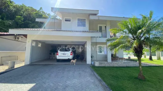 Casa com 3 Quartos à venda, 218m² no Águas Claras, Brusque