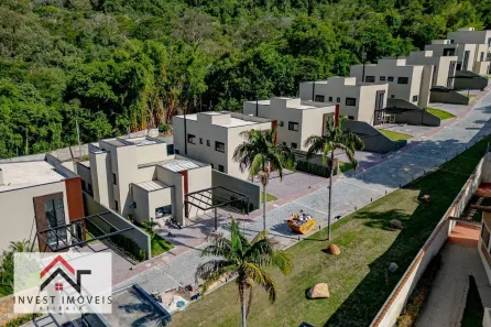 Casa de Condomínio com 3 Quartos para alugar, 221m² no Vila Santista, Atibaia