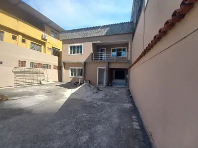 Imóvel Comercial com 6 Quartos para alugar, 400m² no Santa Catarina, Nova Iguaçu