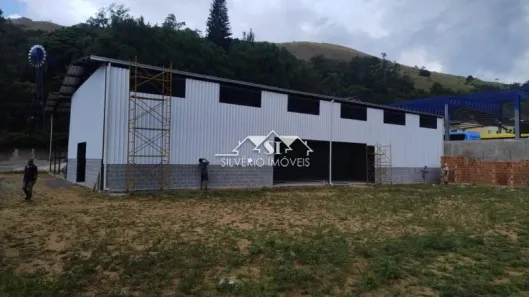 Galpão/Depósito/Armazém para alugar, 360m² no Itaipava, Petrópolis