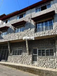 Apartamento com 2 Quartos para alugar, 60m² no Santa Terezinha, Juiz de Fora