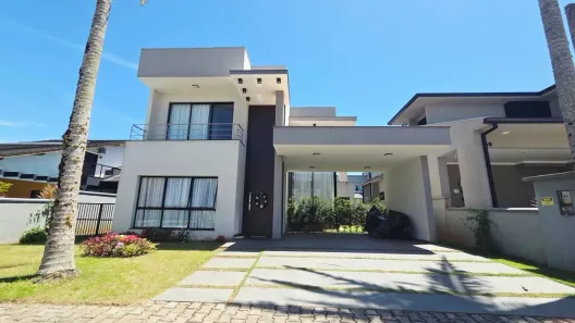Sobrado com 4 Quartos à venda, 225m² no Barra do Saí, Itapoá