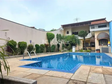 Sobrado com 3 Quartos à venda, 159m² no Vila Galvão, Guarulhos