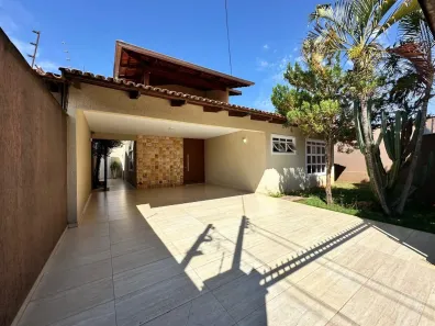 Casa com 3 Quartos à venda, 303m² no Anhanguera, Goiânia