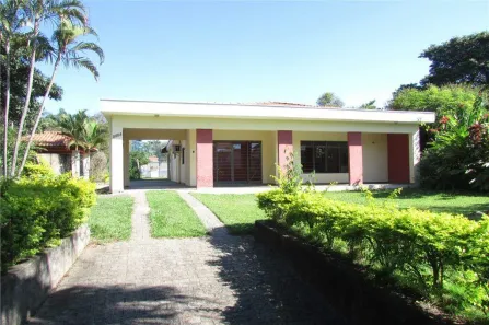 Fazenda/Sítio com 3 Quartos à venda, 368m² no Dois Córregos, Piracicaba
