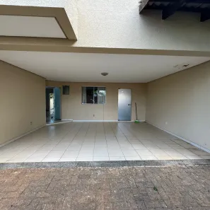 Casa de Condomínio com 4 Quartos para alugar, 280m² no Loteamento Portal do Sol II, Goiânia