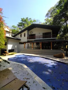 Casa de Condomínio com 4 Quartos para venda ou aluguel, 640m² no Jardim Santana, Campinas