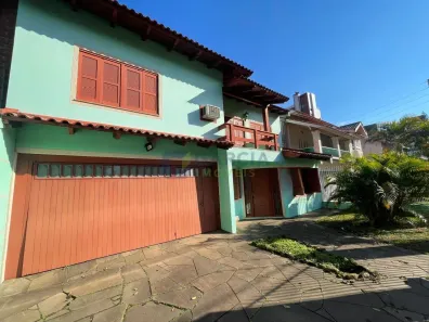 Casa com 5 Quartos para alugar, 362m² no Jardim Itu, Porto Alegre