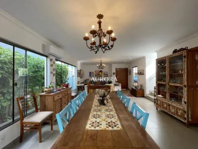 Casa de Condomínio com 3 Quartos à venda, 210m² no Esperança, Londrina