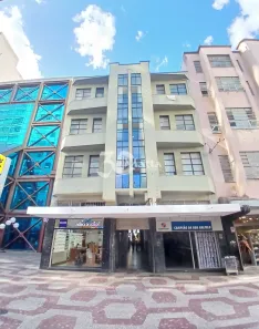 Sala Comercial para alugar, 42m² no Centro, Juiz de Fora