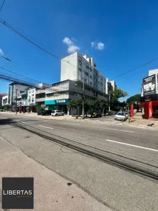 Sala Comercial à venda, 42m² no Passo da Areia, Porto Alegre