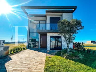 Sobrado com 4 Quartos à venda, 186m² no Rainha do Mar, Xangri-lá