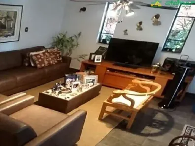 Casa com 3 Quartos à venda, 450m² no Vila Galvão, Guarulhos