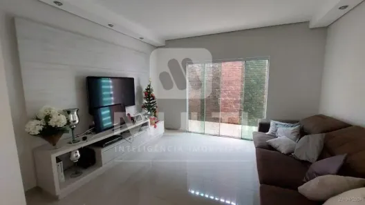Casa com 3 Quartos para alugar, 270m² no Segismundo Pereira, Uberlândia