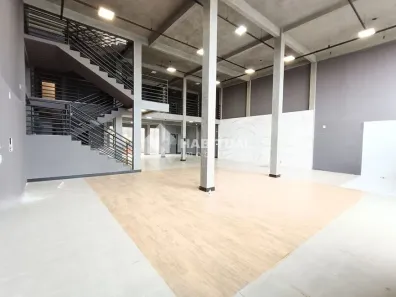 Prédio Comercial à venda, 550m² no Martins, Uberlândia