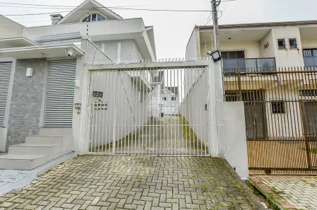 Casa com 3 Quartos à venda, 144m² no Xaxim, Curitiba