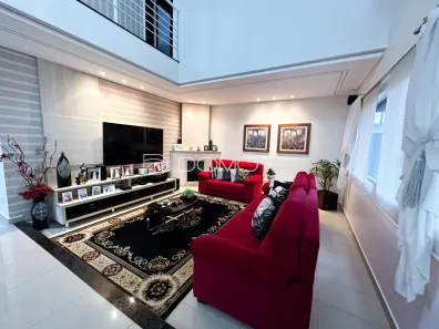 Sobrado com 3 Quartos à venda, 273m² no Recanto Tropical, Cascavel